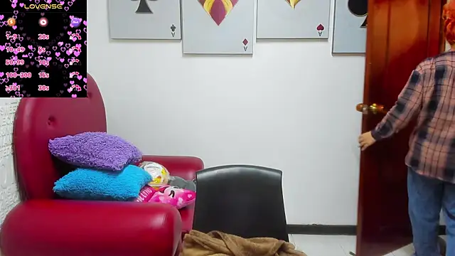 Salomeediaz  online show from July 4, 8:37 pm