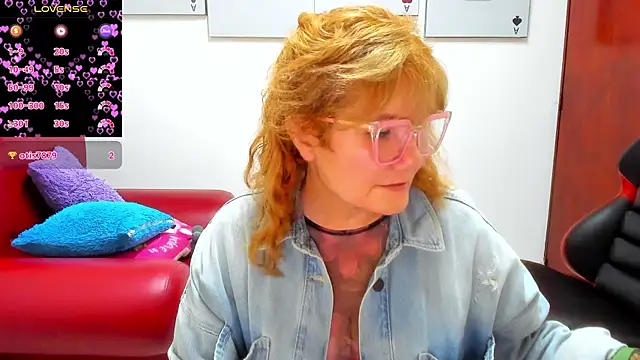 Salomeediaz  online show from July 29, 8:40 pm