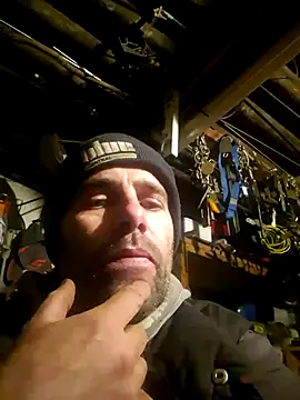 Snapshot of Dorset8360 chatting on December 4, 4:38 pm Dorset8360 online show from December 4, 4:38 pm