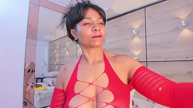 martina touss online show from November 1, 11:56 am