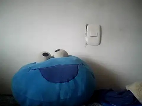 Snapshot of Charlotte_cute18 chatting on December 15, 4:59 pm Charlotte cute18 online show from December 15, 4:59 pm