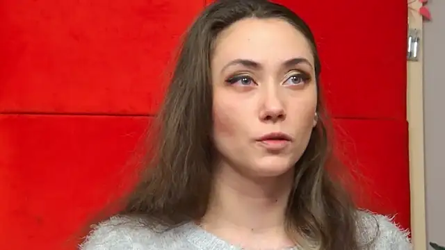 Snapshot of AliceMunro chatting on February 1, 8:16 pm AliceMunro online show from February 1, 8:16 pm