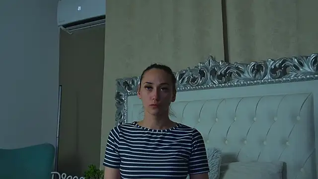 AliceMunro online show from June 13, 7:12 pm