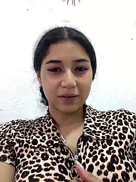 Snapshot of Steisy_hill chatting on December 16, 12:37 am Steisy hill online show from December 16, 12:37 am