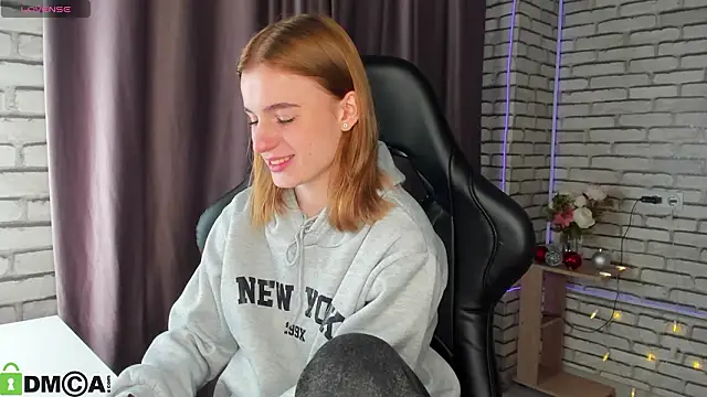 Stacey Brown online show from January 19, 1:20 am