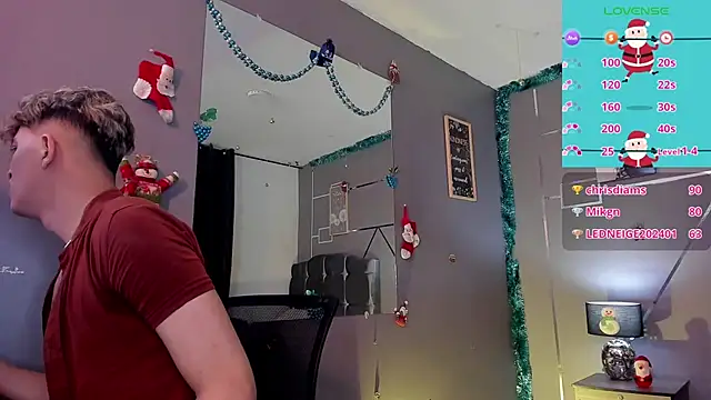 Snapshot of ANDRIUS_24 chatting on December 14, 5:58 pm ANDRIUS 24 online show from December 14, 5:58 pm