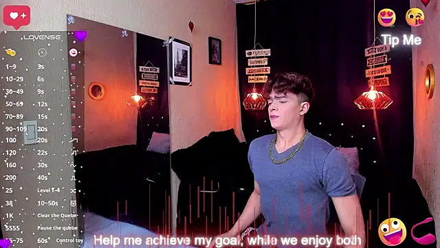 Snapshot of ANDRIUS_24 chatting on October 8, 10:18 pm ANDRIUS 24 online show from October 8, 10:18 pm