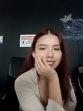 MarielQueenx online show from December 18, 4:49 pm