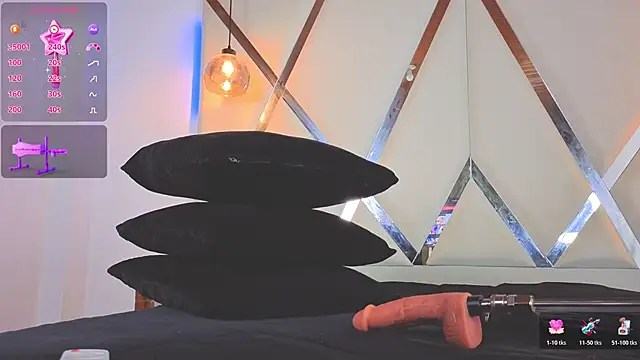 MarielQueenx online show from November 6, 4:24 am