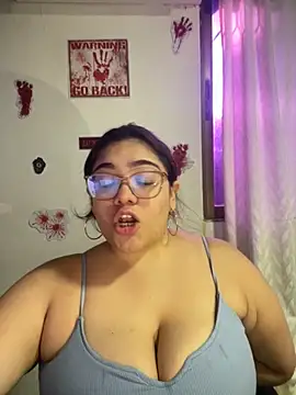 KathyGonzalez online show from October 13, 11:43 am