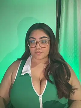 KathyGonzalez online show from November 17, 11:10 pm