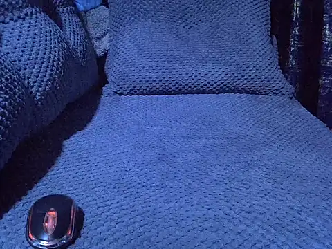 Lutyie online show from March 15, 11:00 pm