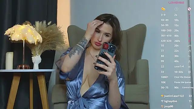 Snapshot of melissa_kisses chatting on March 11, 5:13 pm melissa kisses online show from March 11, 5:13 pm