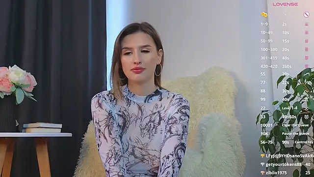 Snapshot of melissa_kisses chatting on March 20, 2:10 pm melissa kisses online show from March 20, 2:10 pm