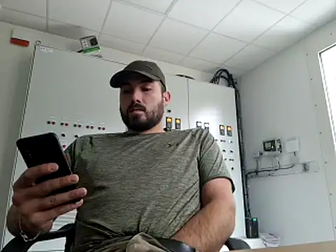 Snapshot of Leonormaldick chatting on December 15, 12:42 pm Leonormaldick online show from December 15, 12:42 pm