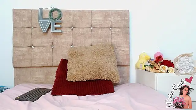 luisa curli online show from October 26, 10:04 pm