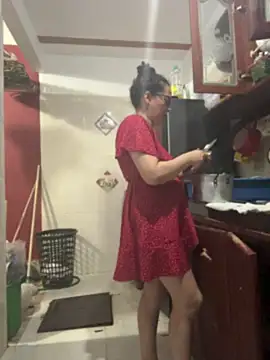 Snapshot of luisa_curli chatting on May 14, 10:33 am luisa curli online show from May 14, 10:33 am