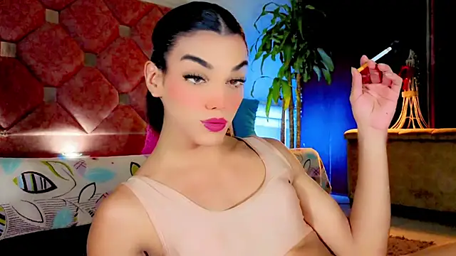 Snapshot of the-horus-girl chatting on May 14, 3:13 am the-horus-girl online show from May 14, 3:13 am