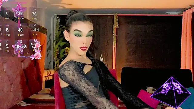 Snapshot of the-horus-girl chatting on June 6, 1:43 am the-horus-girl online show from June 6, 1:43 am