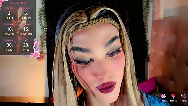 Snapshot of the-horus-girl chatting on July 5, 10:22 am the-horus-girl online show from July 5, 10:22 am