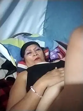 naysi online show from March 8, 8:14 pm