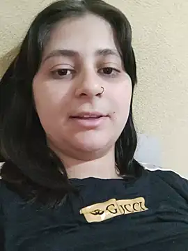 Snapshot of Moranguinho1029 chatting on August 3, 12:53 am Moranguinho1029 online show from August 3, 12:53 am