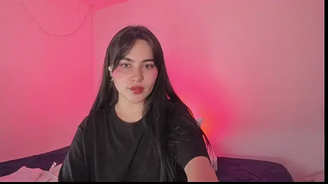 Snapshot of sol__angel chatting on February 20, 6:28 am sol angel online show from February 20, 6:28 am