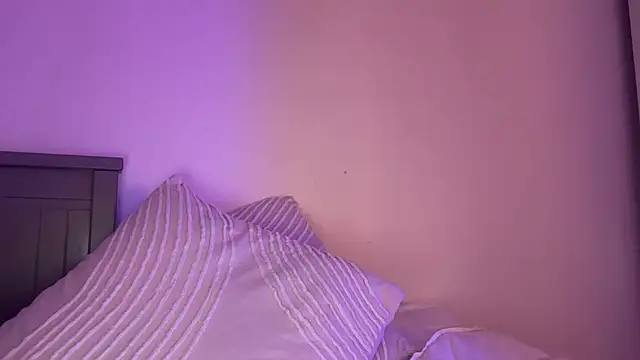 Snapshot of Vanesskaa chatting on January 11, 2:20 am Vanesskaa online show from January 11, 2:20 am