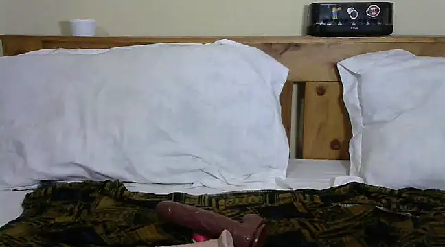 Snapshot of preettys56 chatting on March 10, 4:03 pm preettys56 online show from March 10, 4:03 pm