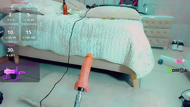 EmilyySaenz online show from September 16, 4:41 pm