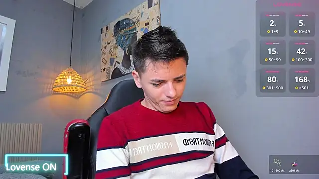 Snapshot of tossetrech chatting on December 3, 3:03 am tossetrech online show from December 3, 3:03 am