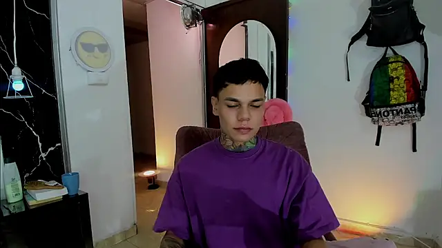 Snapshot of Jordyrodriiguez chatting on November 18, 1:44 am Jordyrodriiguez online show from November 18, 1:44 am