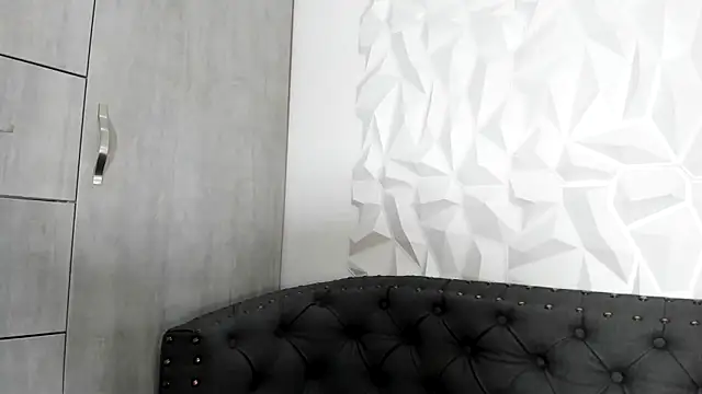 Snapshot of Prettygirl_012 chatting on February 15, 8:33 pm Prettygirl 012 online show from February 15, 8:33 pm