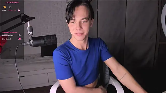 Jerry Bomb online show from December 3, 5:00 pm