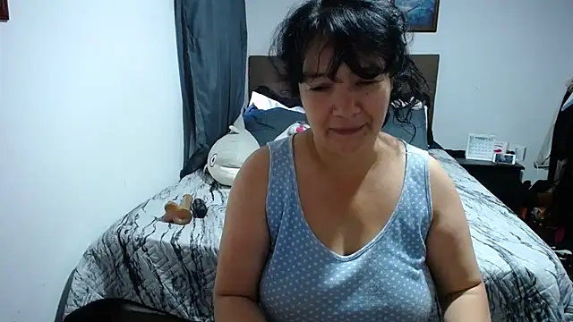 Snapshot of Sweeetness_Milf chatting on January 26, 12:43 pm Sweeetness Milf online show from January 26, 12:43 pm
