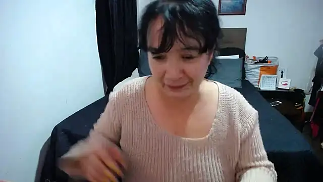 Snapshot of Sweeetness_Milf chatting on January 28, 6:49 pm Sweeetness Milf online show from January 28, 6:49 pm