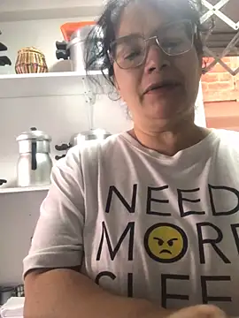 Snapshot of Sweeetness_Milf chatting on February 10, 5:19 pm Sweeetness Milf online show from February 10, 5:19 pm