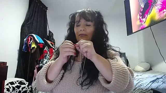 Snapshot of Sweeetness_Milf chatting on February 24, 11:09 pm Sweeetness Milf online show from February 24, 11:09 pm
