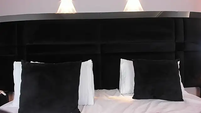 Snapshot of afrodytasky_ chatting on December 17, 11:55 pm afrodytasky online show from December 17, 11:55 pm