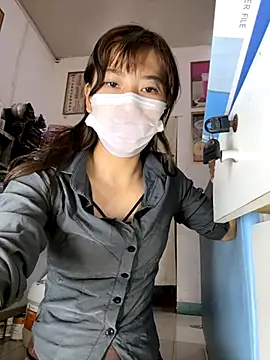 andii-1 online show from November 10, 1:59 am