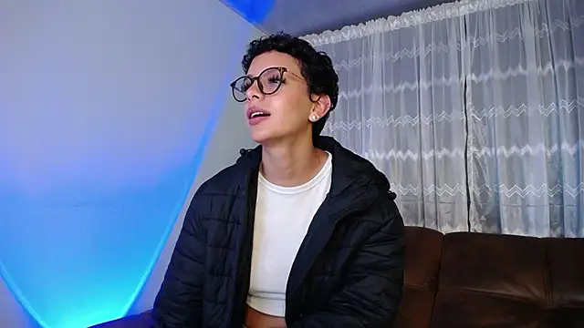 peyton golden1 online show from January 22, 5:26 am