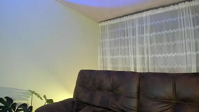 peyton golden1 online show from February 9, 4:14 am