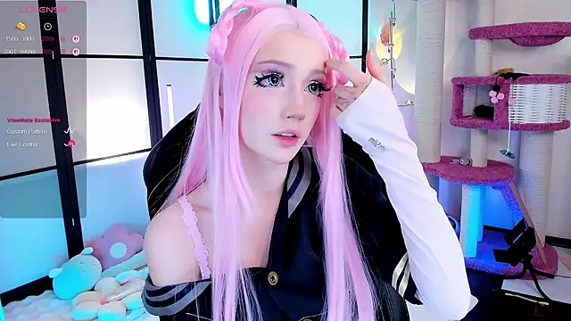 LilithLin online show from March 18, 6:22 pm