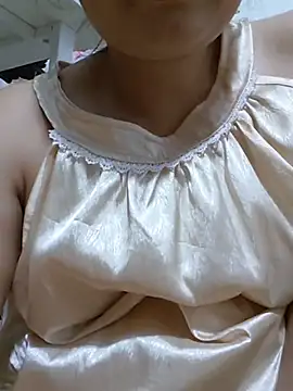 Snapshot of _Mira_69_ chatting on June 13, 5:38 am Mira 69 online show from June 13, 5:38 am