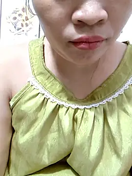 Snapshot of _Mira_69_ chatting on June 22, 3:25 am Mira 69 online show from June 22, 3:25 am