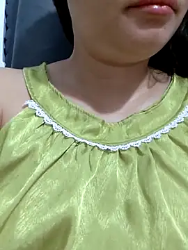Snapshot of _Mira_69_ chatting on July 24, 12:30 am Mira 69 online show from July 24, 12:30 am