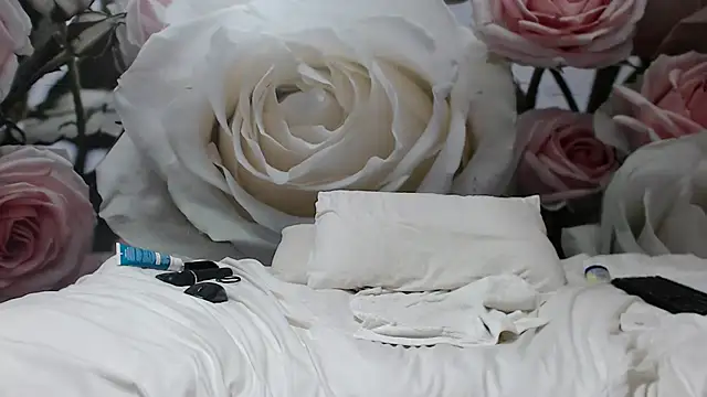 Sexysilverfoxxx online show from December 2, 6:32 pm