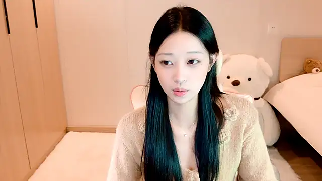 Xueb J online show from December 9, 9:28 am