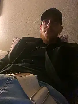 Snapshot of CityBoy75211 chatting on November 29, 9:01 am CityBoy75211 online show from November 29, 9:01 am