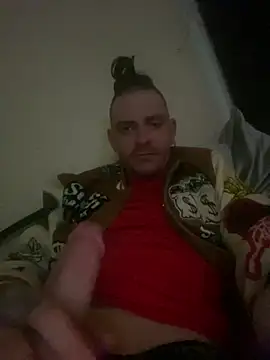 Snapshot of CityBoy75211 chatting on March 31, 9:10 am CityBoy75211 online show from March 31, 9:10 am